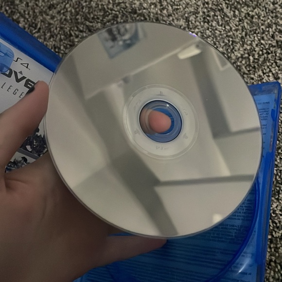 PS4 Overwatch Legendary Edition Video Game Disc DVD CD FPS Used - Picture 4 of 4